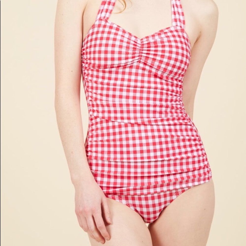 ModCloth swimsuit red retro size 6 - worn once